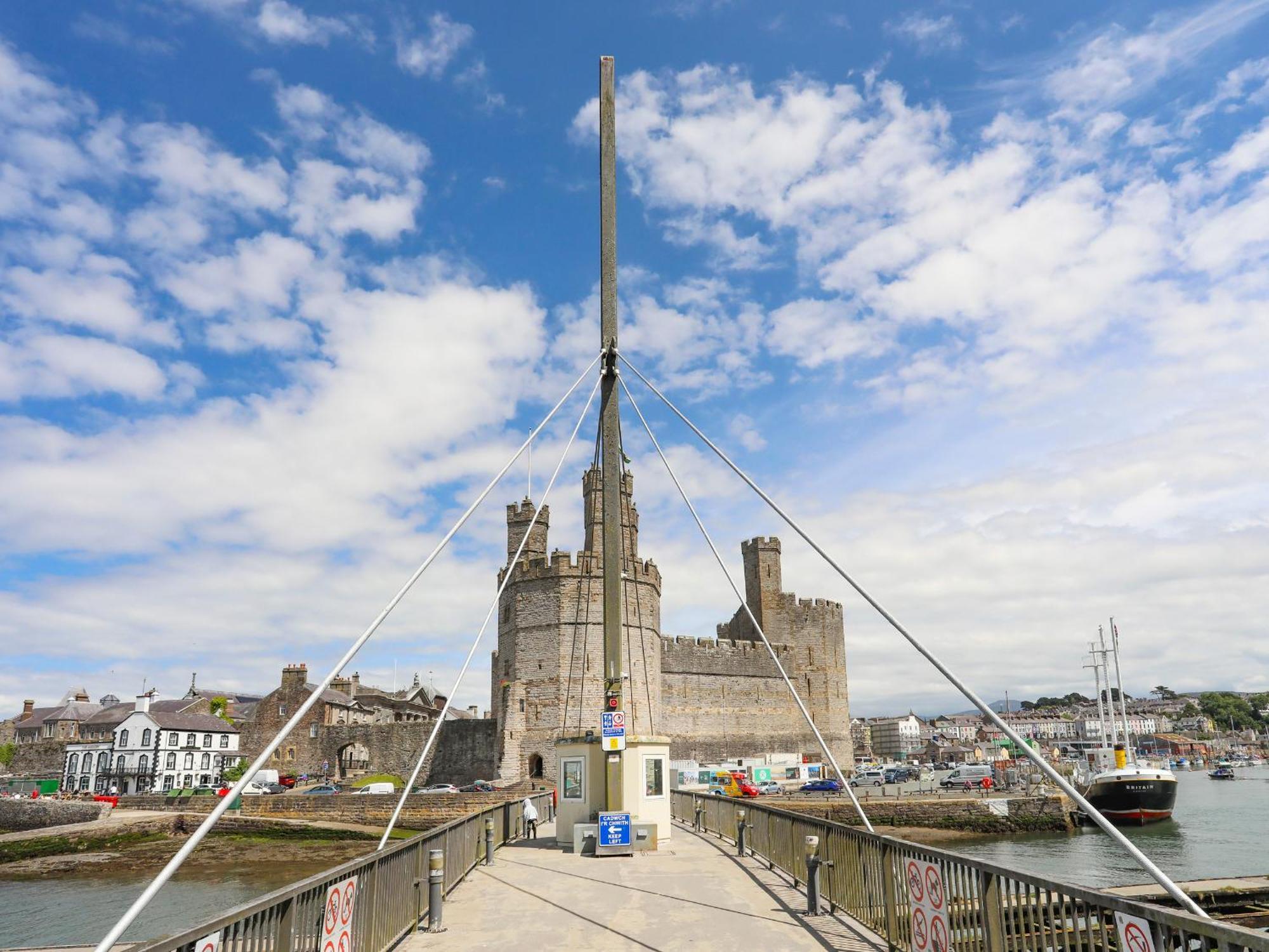 Llety Pen Deitsh 1 Daire Caernarfon Dış mekan fotoğraf
